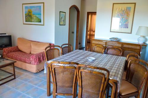 Aparthotel La Costa View 3*