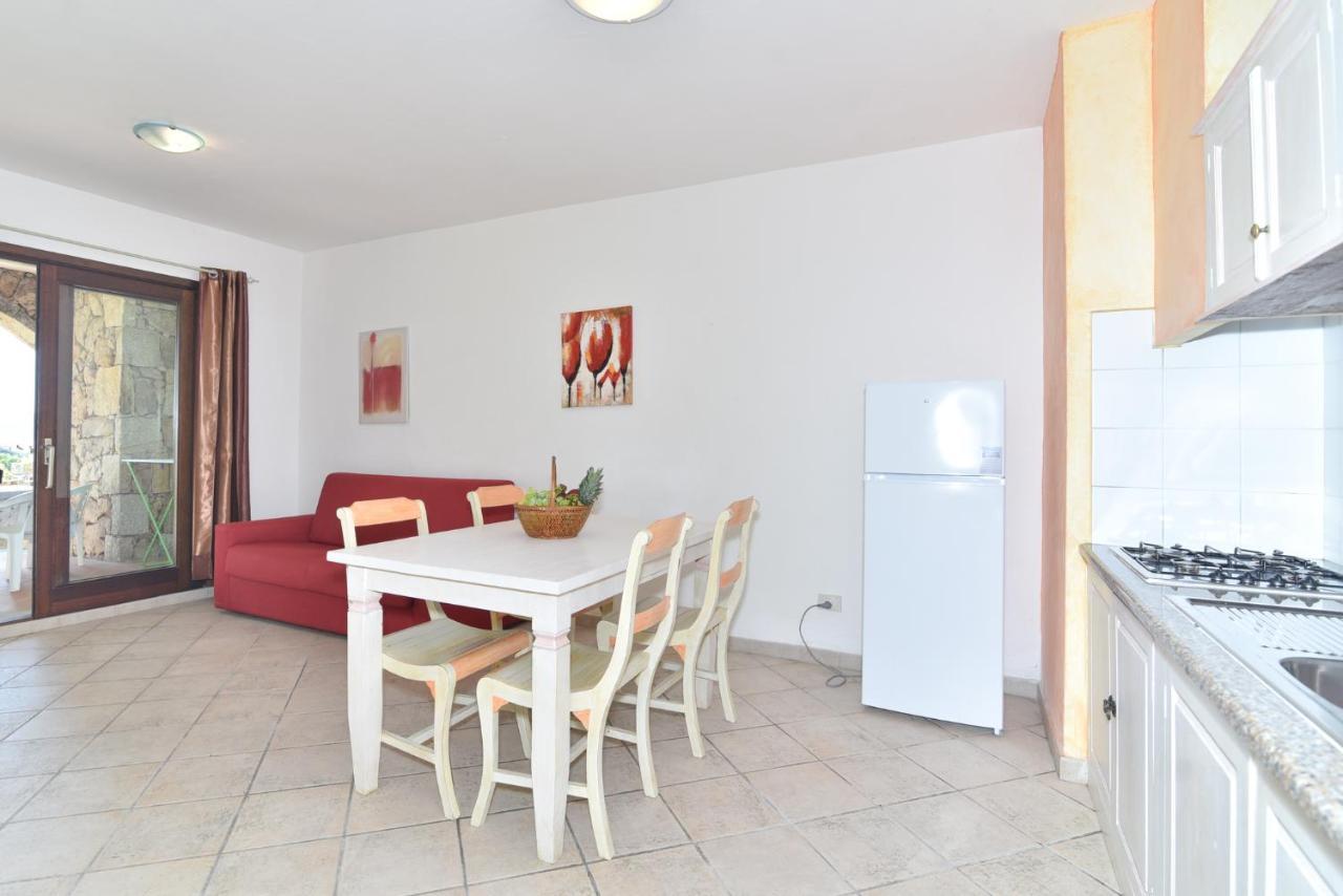 Aparthotel La Costa View 3*